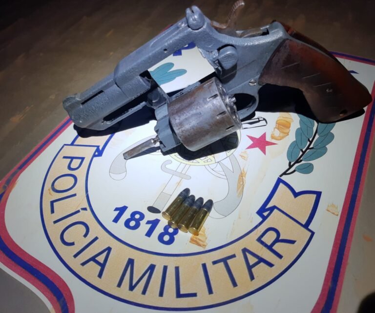 Homem é detido por porte ilegal de arma de fogo no Bairro Vale do Tapajós,  em Itaituba