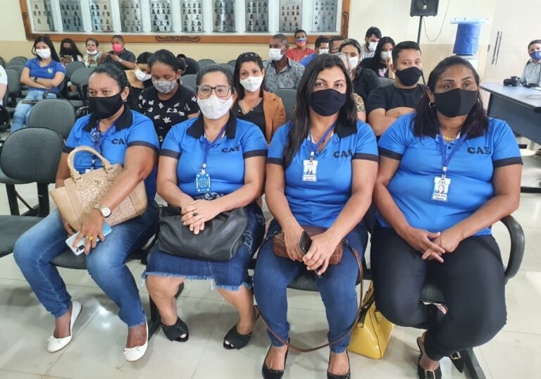 Câmara Municipal de Itaituba homenageia Merendeiras Escolar