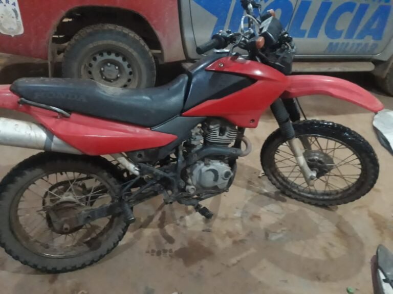 Suspeitos de assalto a loja são capturados, e motocicleta é recuperada em Placas, no PA