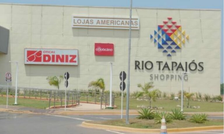 Assaltantes tocam terror em loja do Shopping Rio Tapajós em Santarém, no PA