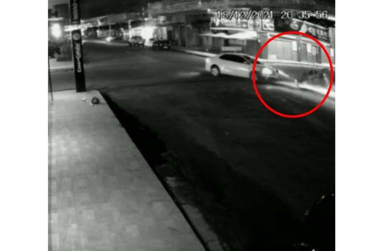 Vídeo: Entregador fica ferido após colisão com veículo em cruzamento de Itaituba