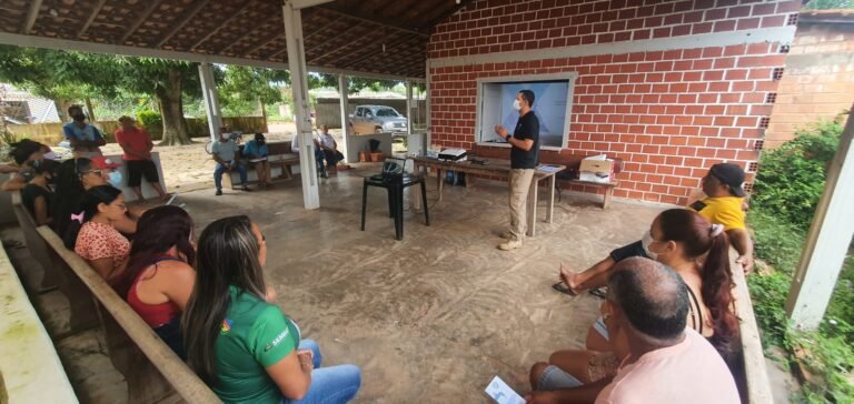 Reunião discute a elaboração do plano de saneamento básico para o município de Itaituba
