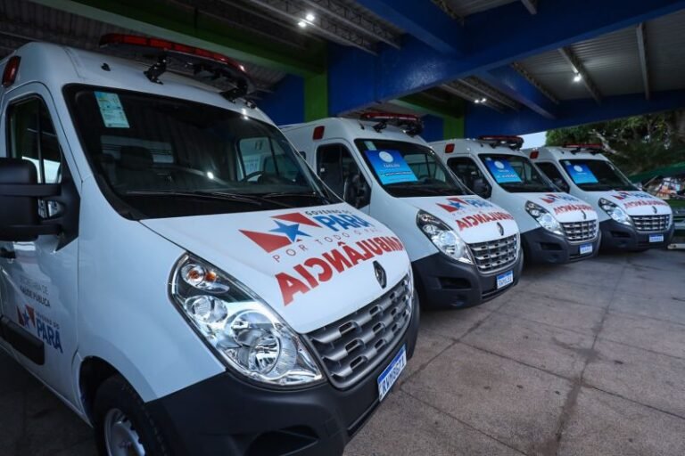 Seis ambulâncias são entregues aos municípios da região do Tapajós