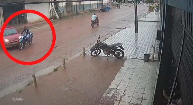 Colisão entre carro e moto em Placas deixa uma pessoa ferida