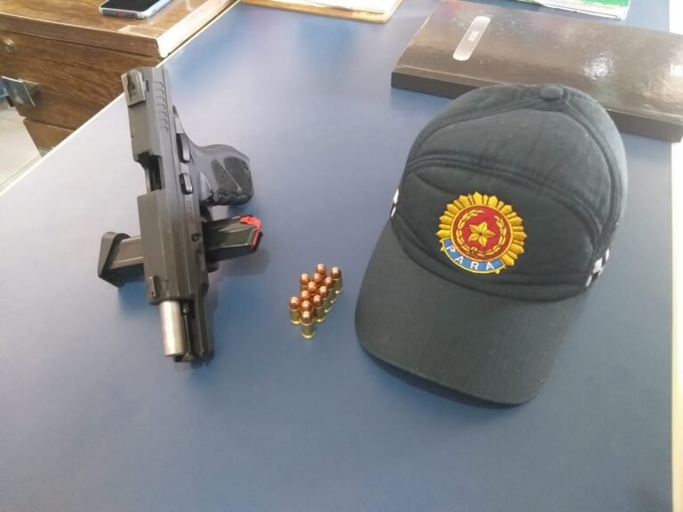 Mulher é presa por porte ilegal de arma de fogo no Garimpo Cuiú-Cuiú, em Itaituba