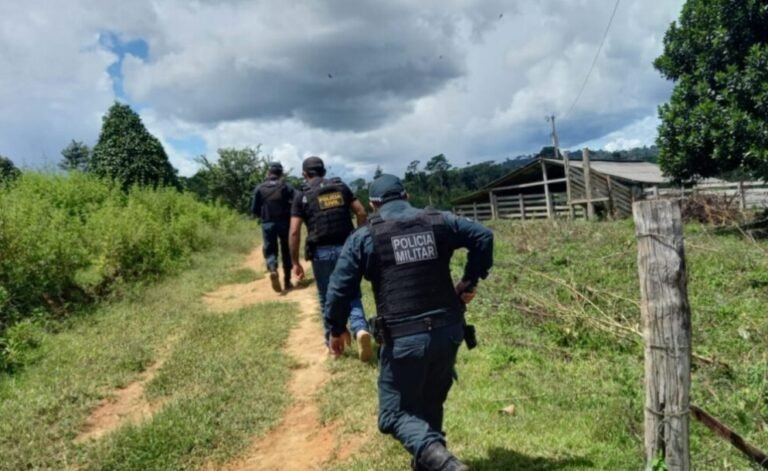 Homem acusado de homicídio é transferido para o presidio de Itaituba