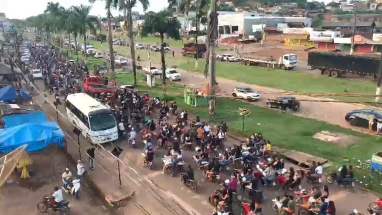 Neste domingo (01) foram enterrados os corpos dos três caçadores encontrados na área indígena