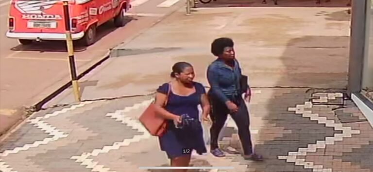 Mulheres furtam várias peças de roupas em loja no Centro de Itaituba, no PA