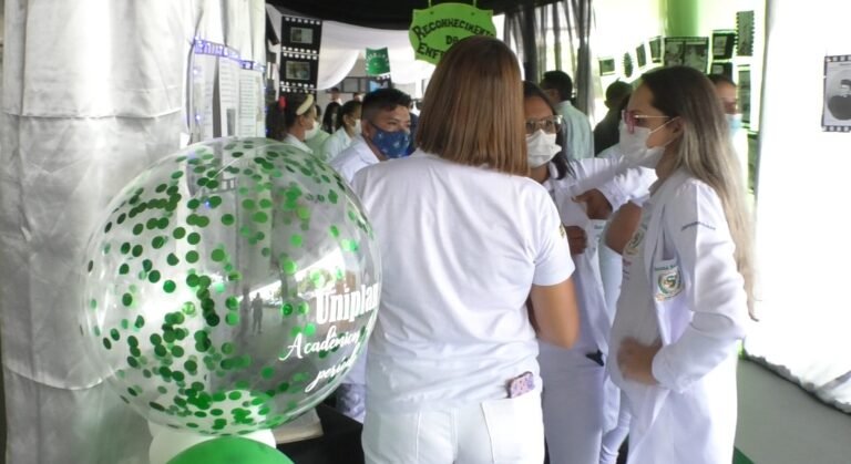 Profissionais da Enfermagem são qualificados em evento realizado no Hospital Regional do Tapajós