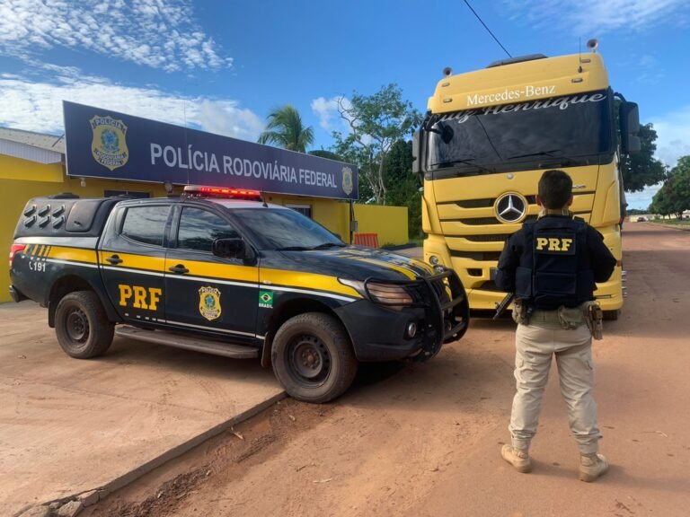 Homem é preso por uso de documento falso durante fiscalização da PRF de Itaituba PA