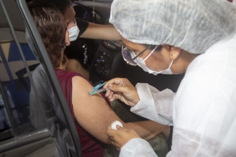 4º Dose da vacina contra a Covid-19 é disponibilizada em Itaituba PA