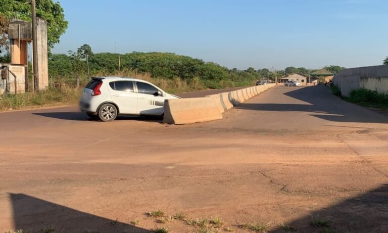 Motorista dorme ao volante e colide em mureta em Itaituba, no PA