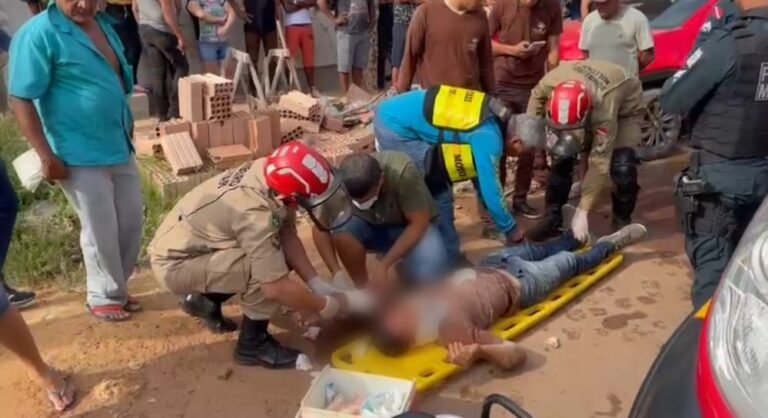 Carro avança preferencial e causa acidente em Itaituba PA