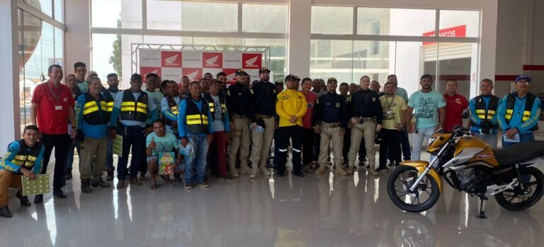 Detran realiza ação em Itaituba em comemoração ao dia do motociclista