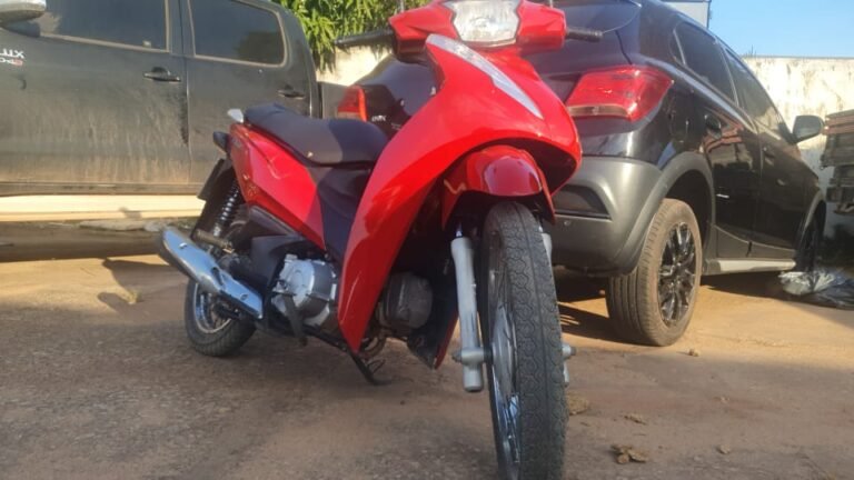 Motocicleta furtada é recuperada pela polícia e devolvida ao proprietário em Itaituba Pará