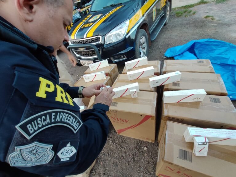 PRF apreende 5 mil maços de cigarros contrabandeados em Santarém, no PA