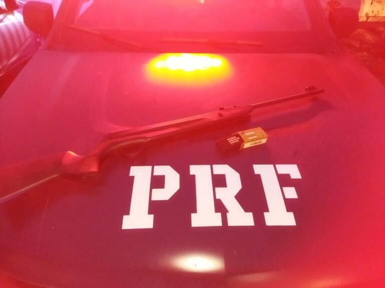 PRF apreende arma de fogo municiada na BR 230, Itaituba PA