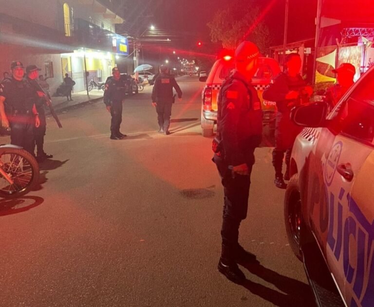 Polícia Militar realiza fiscalização em bairros de Itaituba, PA