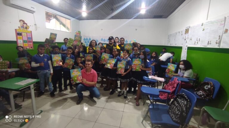DETRAN e SEMSA realizam palestra na Escola Dom Pedro I em Itaituba, PA