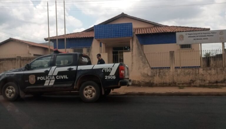 Jovem que espancou colega se apresenta na delegacia de Brasil Novo, no PA
