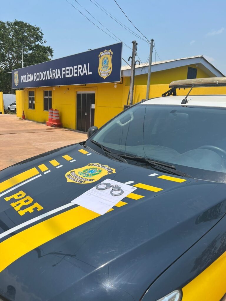 Homem com mandado de prisão é preso pela PRF em Itaituba, no PA