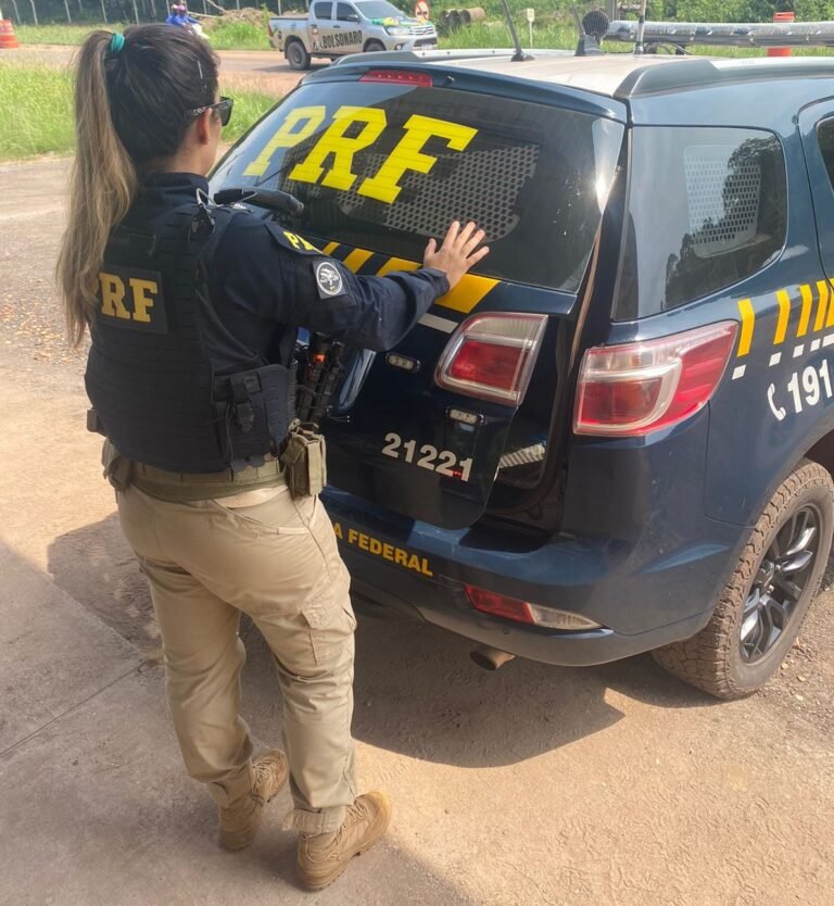 Homem com mandado de prisão é preso pela PRF em Santarém, no PA