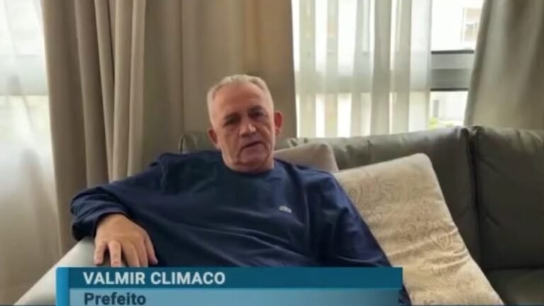 Vídeo: Prefeito Valmir Clímaco fala sobre abono salarial de fim de ano para servidores da Educação e Saúde.