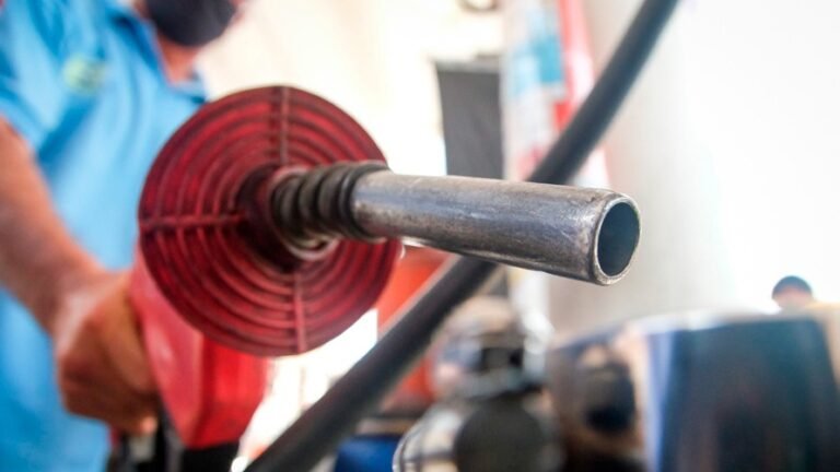 Petrobras vai aumentar o preço da gasolina para 7,5%