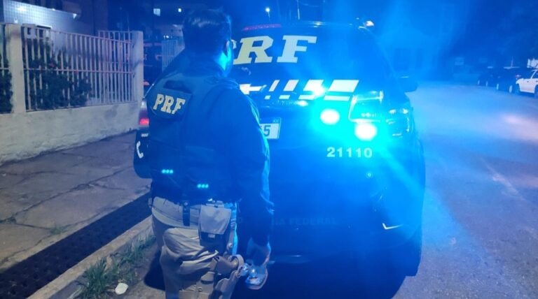 Homem com mandado de prisão é preso pela PRF em Santarém, no PA