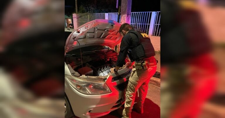 Veículo roubado em Manaus/AM é recuperado pela PRF em Santarém, no PA