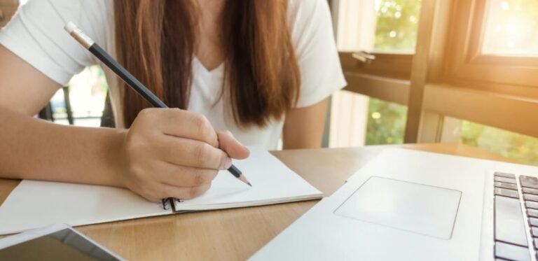 Mais de 200 concursos abertos: dicas para os estudantes de “primeira viagem”