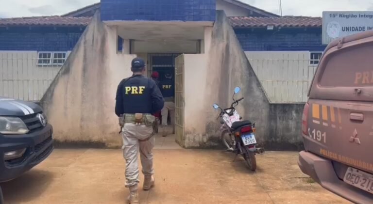 Passageiro com mandado de prisão é preso em Caracol