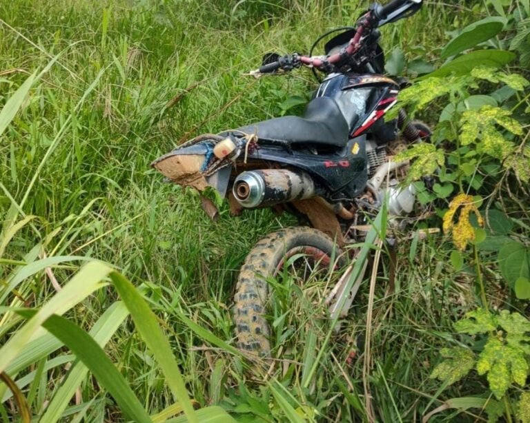 Menor de idade é detido após furtar motocicleta na região garimpeira