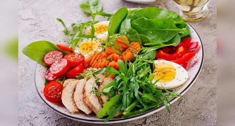 Confira dicas de cuidados com a alimentação durante a folia de Carnaval