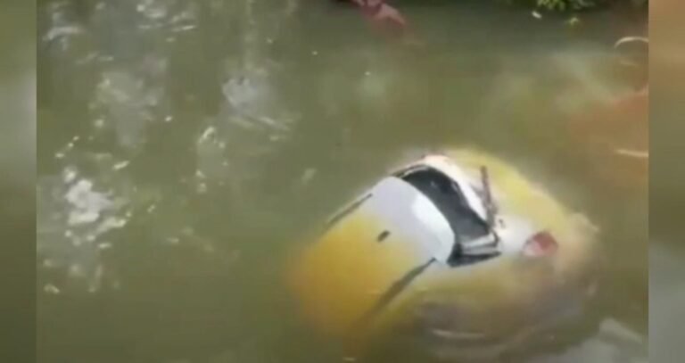 Vídeo: Veículo é encontrado submerso em Igarapé na BR-230, entre Itaituba e Jacareacanga