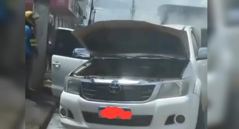 VÍDEO: Caminhonete tem princípio de incêndio e causa fumaça em rua de Itaituba