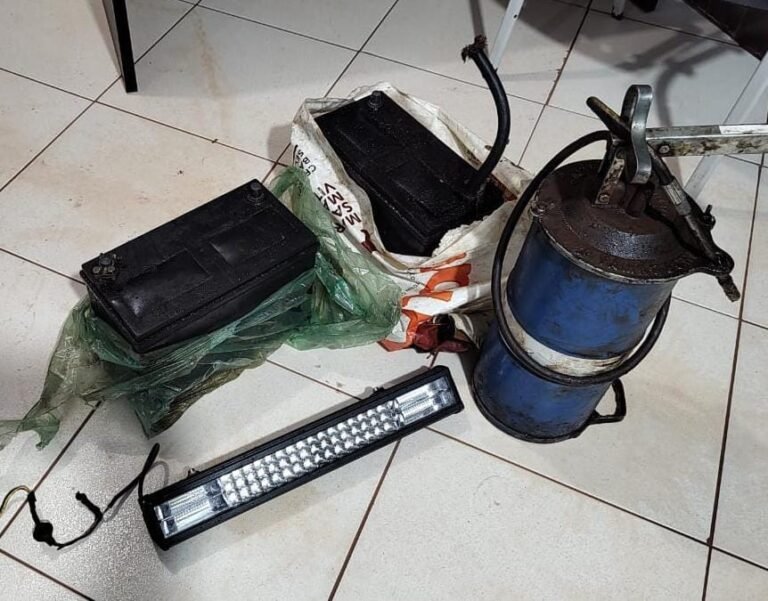 Dupla é presa após ser localizada com objetos furtados, em Itaituba