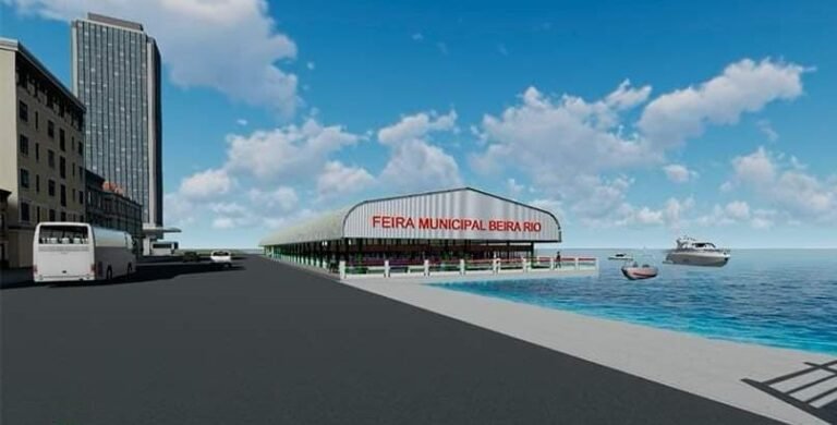 Prefeito de Itaituba se reúne com representantes da Caixa para assinatura de convênio da construção da feira do produtor rural no município