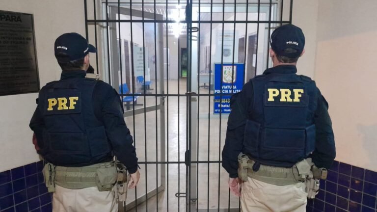 Passageiro de ônibus com mandado de prisão é preso pela Polícia Rodoviária Federal