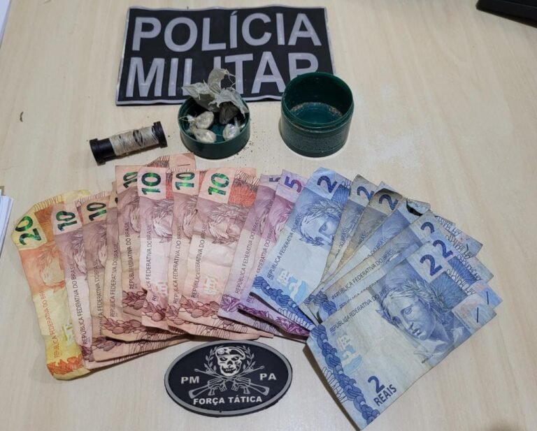 Polícia Militar flagra adolescente de 17 anos com droga  