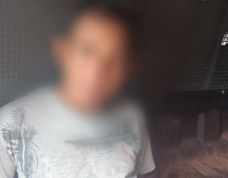 Homem é preso suspeito de arrombar e furtar residência