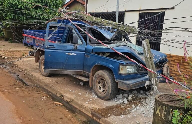 Motorista morre após perder o controle de veículo e derrubar poste de energia, em Itaituba