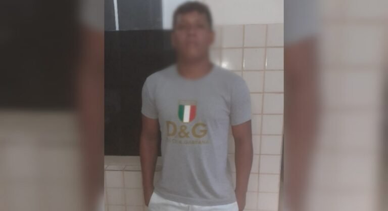 Homem com mandado de prisão em aberto é preso pela PM