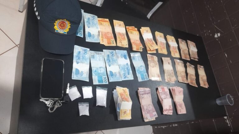 Em Itaituba, mãe é presa por tentar subornar policiais após o filho ser preso suspeito de tráfico de drogas