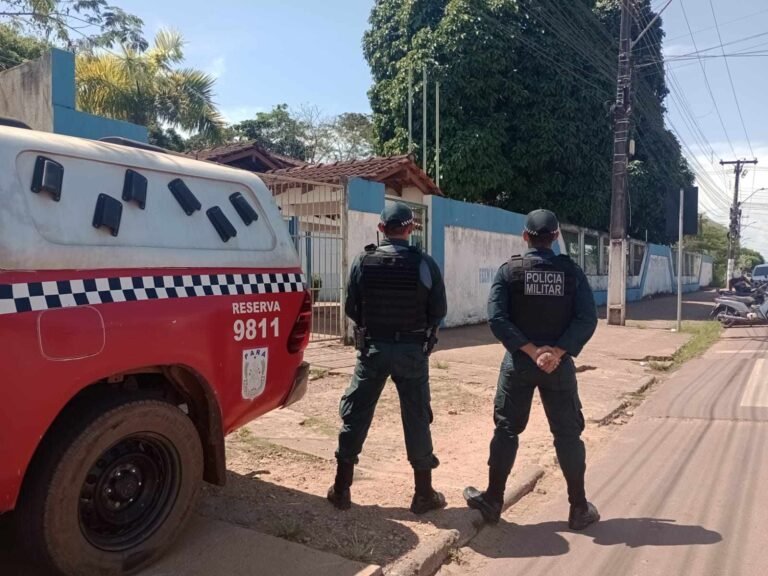 PM realiza “Operação Escolas Seguras” em Itaituba, no PA