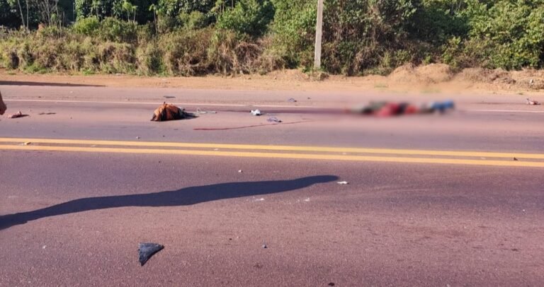 Motociclista é esmagado por carreta na BR-230