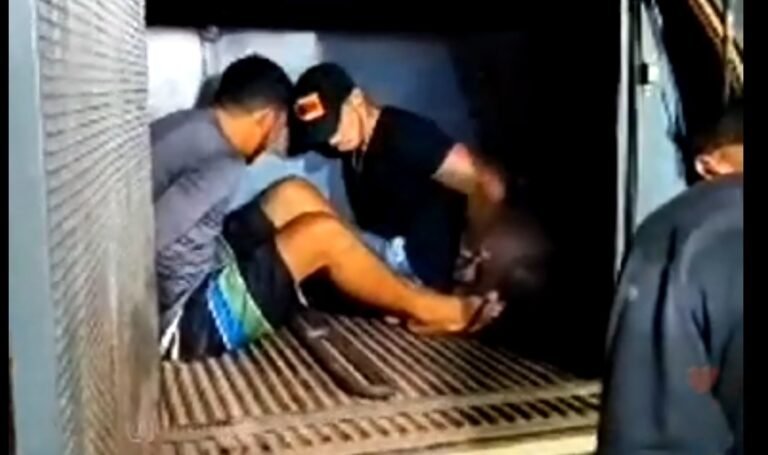 Bandidos se entregam à polícia após fazerem refém em assalto em Mojuí dos Campos, no PA