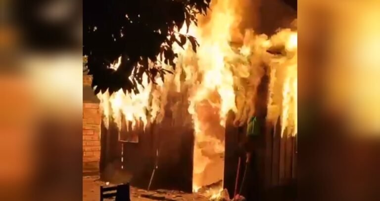 Residência pega fogo no bairro Bom Remédio em Itaituba, no PA