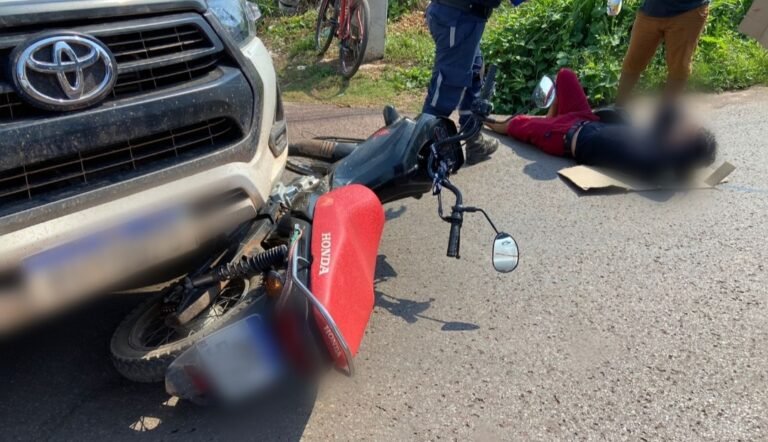 Colisão entre carro e moto deixa uma pessoa ferida em Itaituba