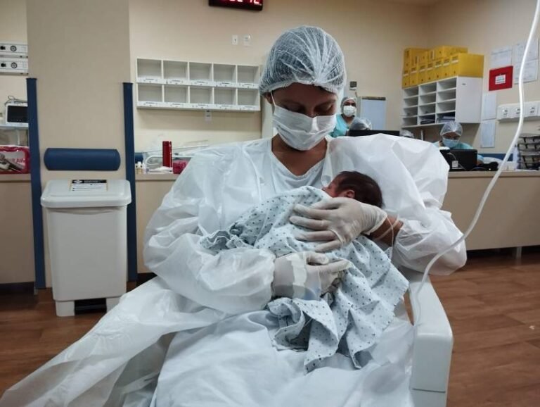 Regional do Tapajós comemora primeiro mês de vida de bebê na UTI Neonatal